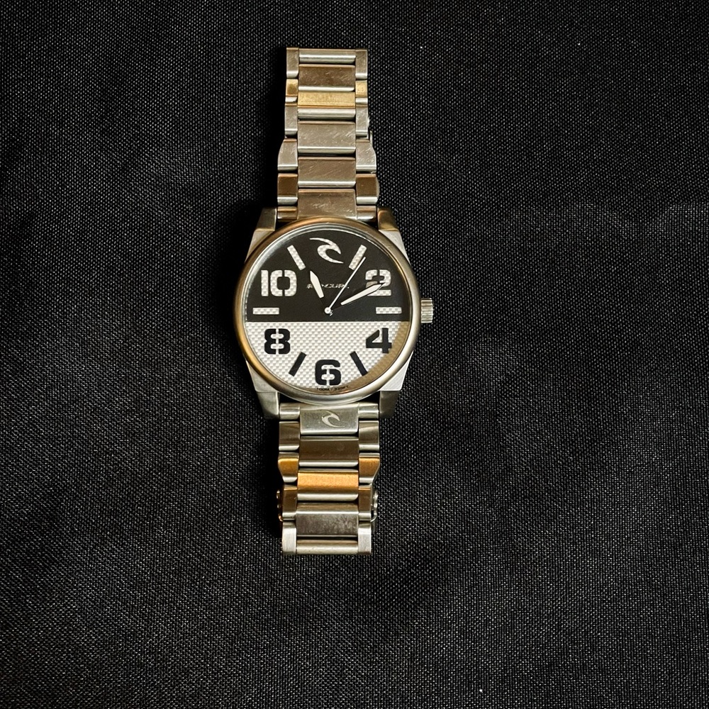 Rip Curl Silver and Black Men's Watch